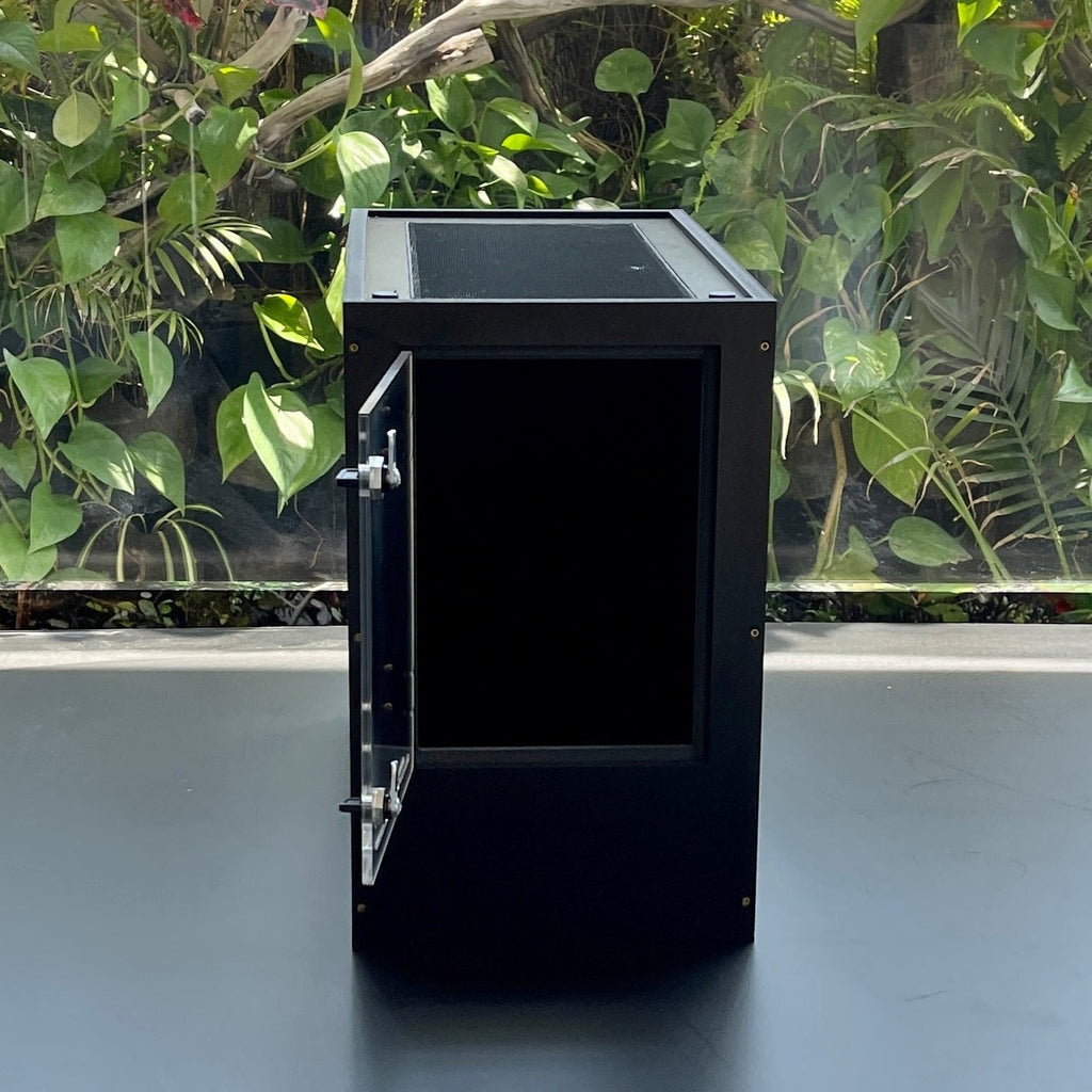 Acrylic Door 10"Wide_16"Tall_18"Deep