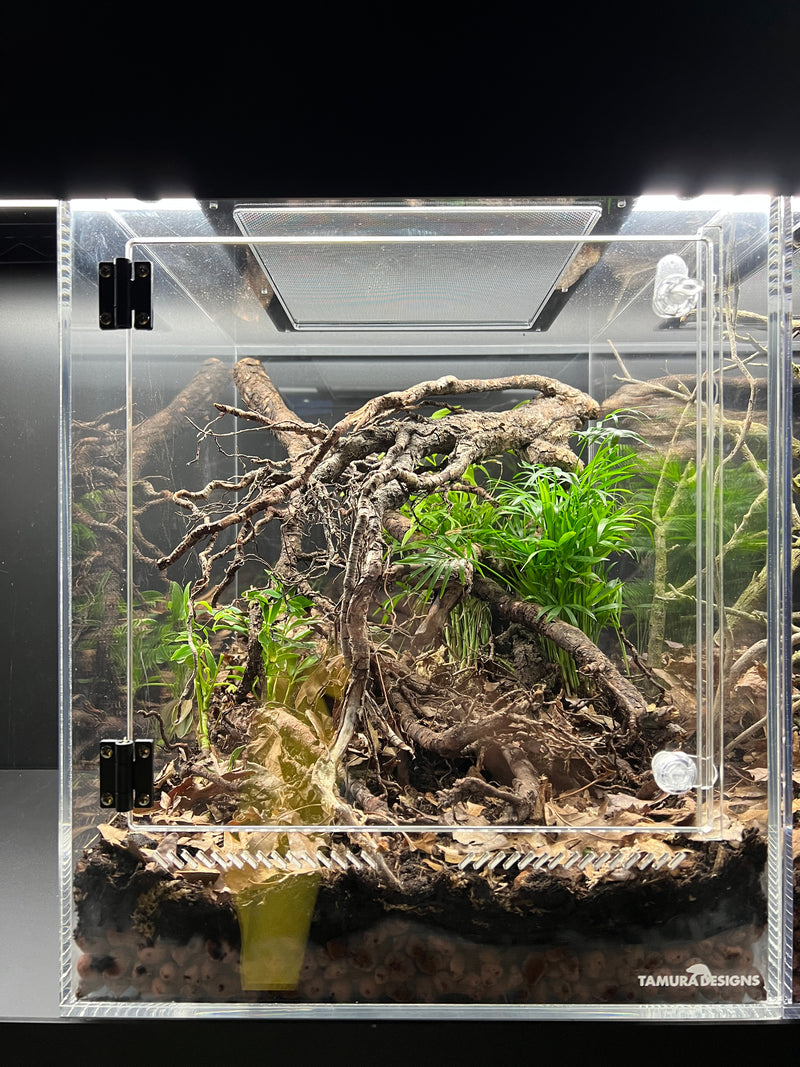 ACRYLIC SHOW TANK  15" W X 18"TALL X 17" DEEP  PRE ORDER 4 week